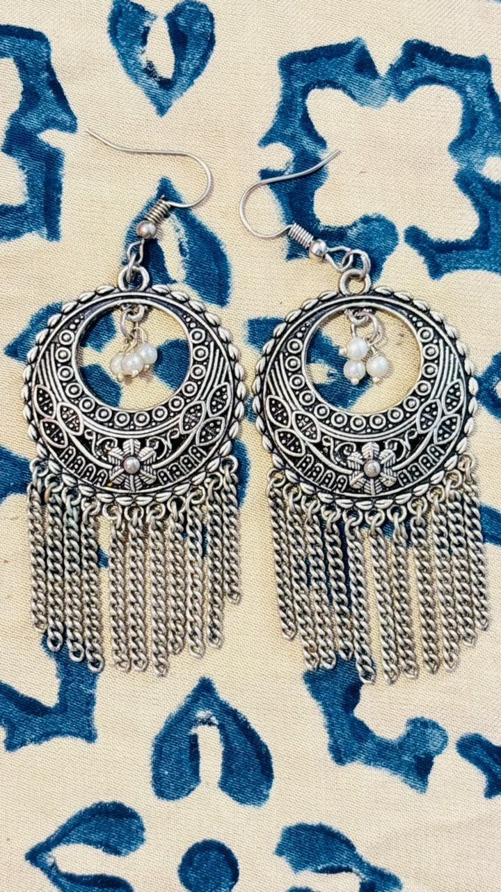Minimal earrings